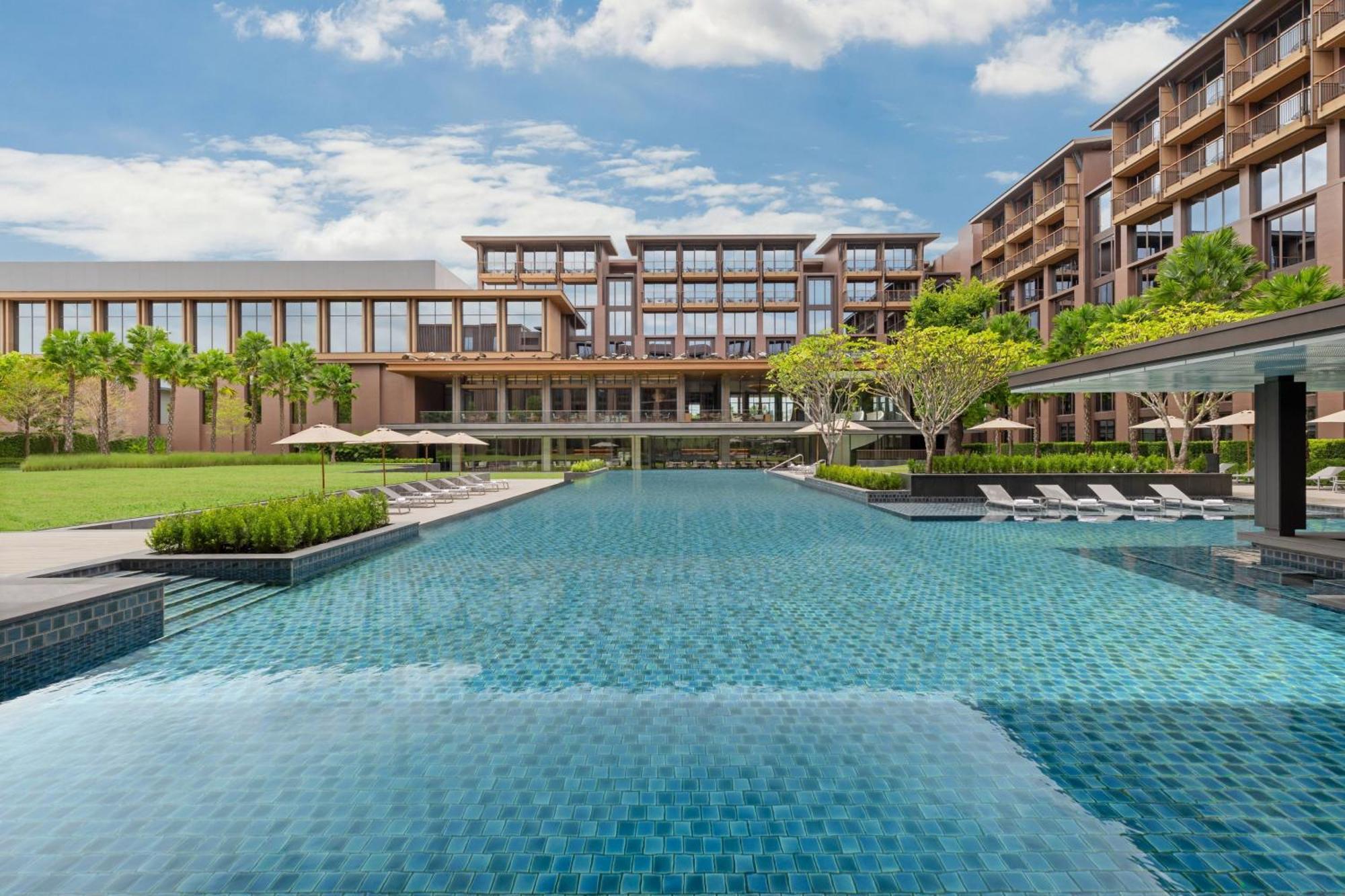 Courtyard By Marriott Bangkok Suvarnabhumi Airport Kültér fotó