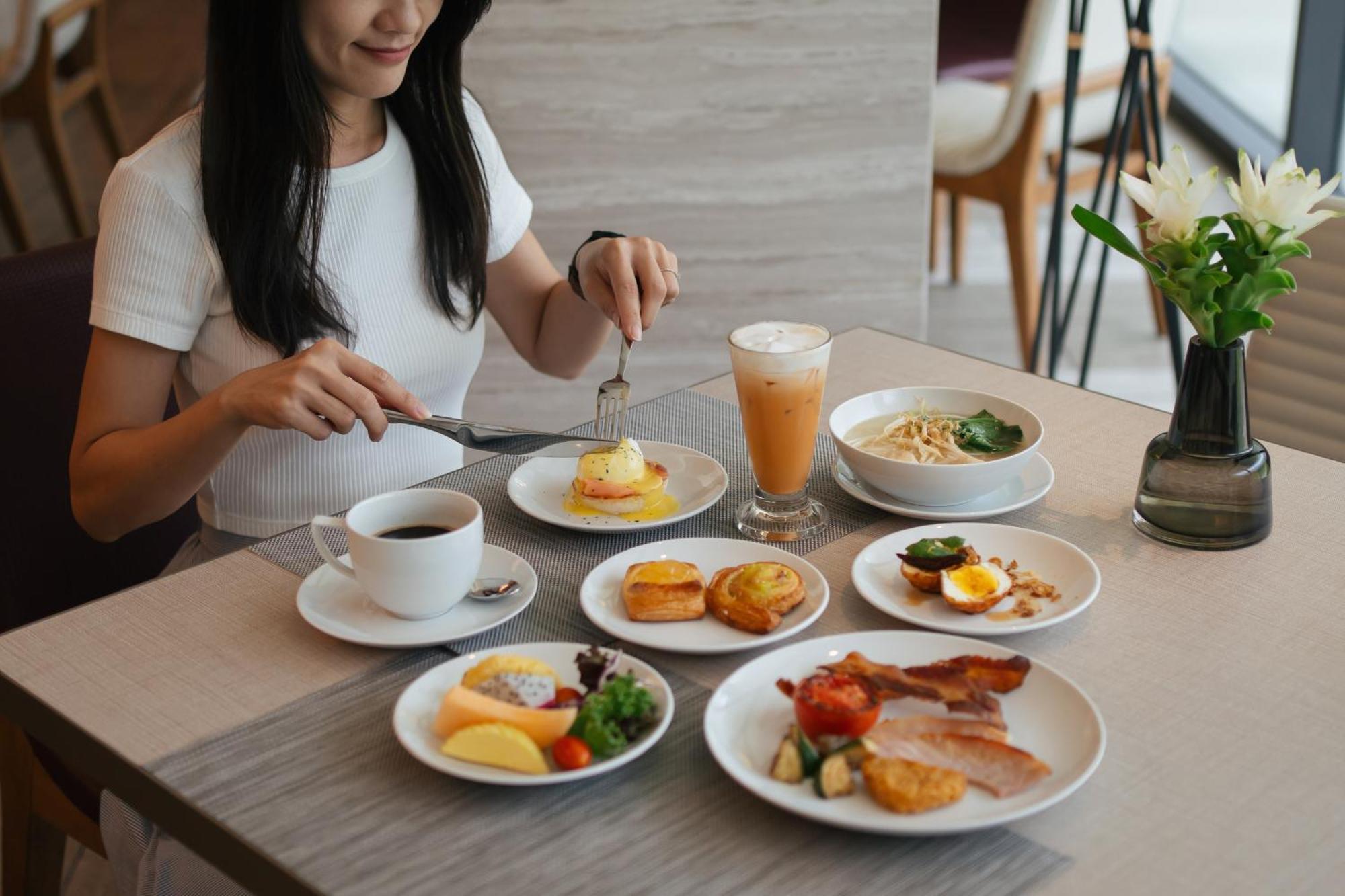 Courtyard By Marriott Bangkok Suvarnabhumi Airport Kültér fotó