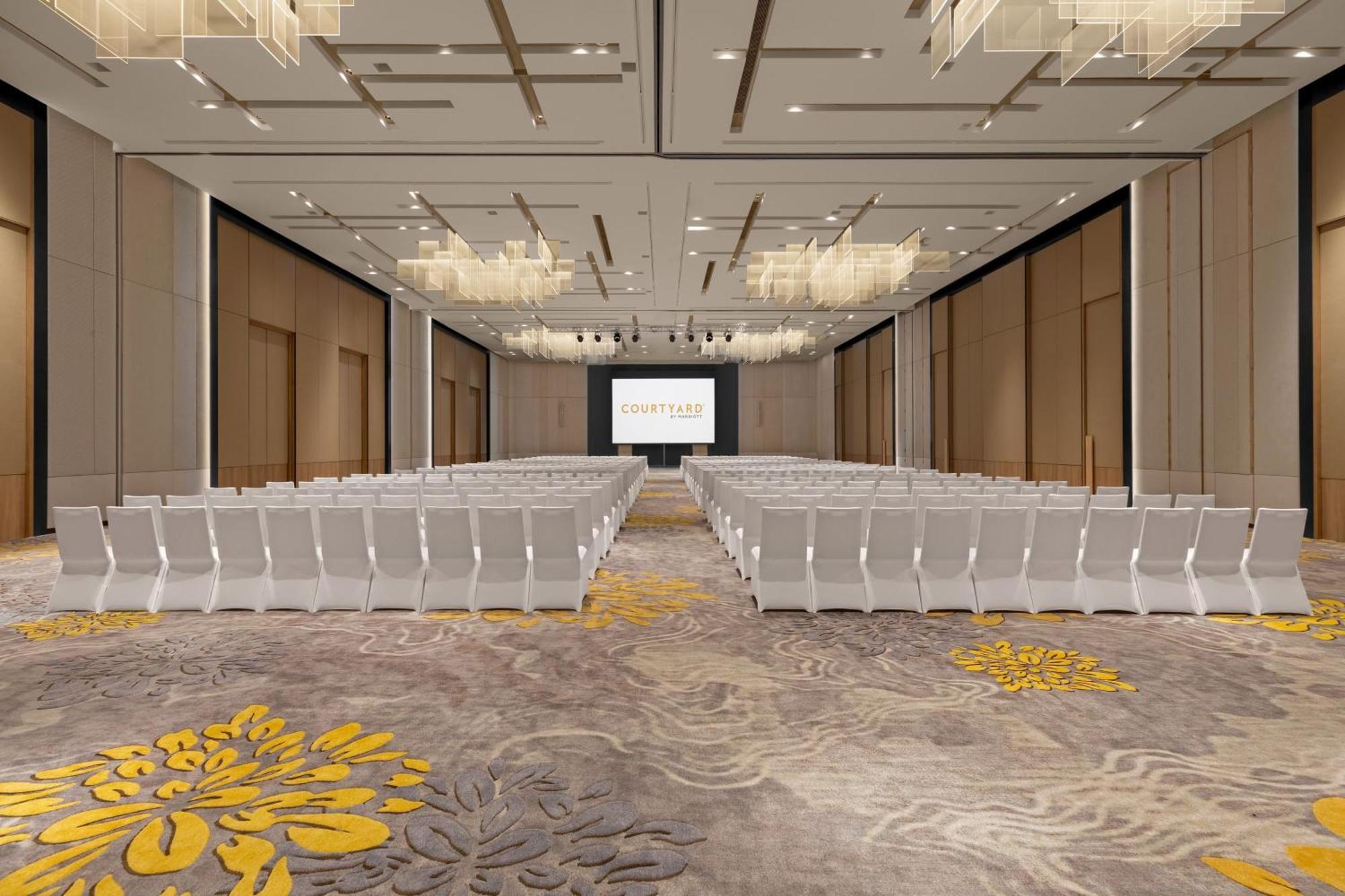 Courtyard By Marriott Bangkok Suvarnabhumi Airport Kültér fotó